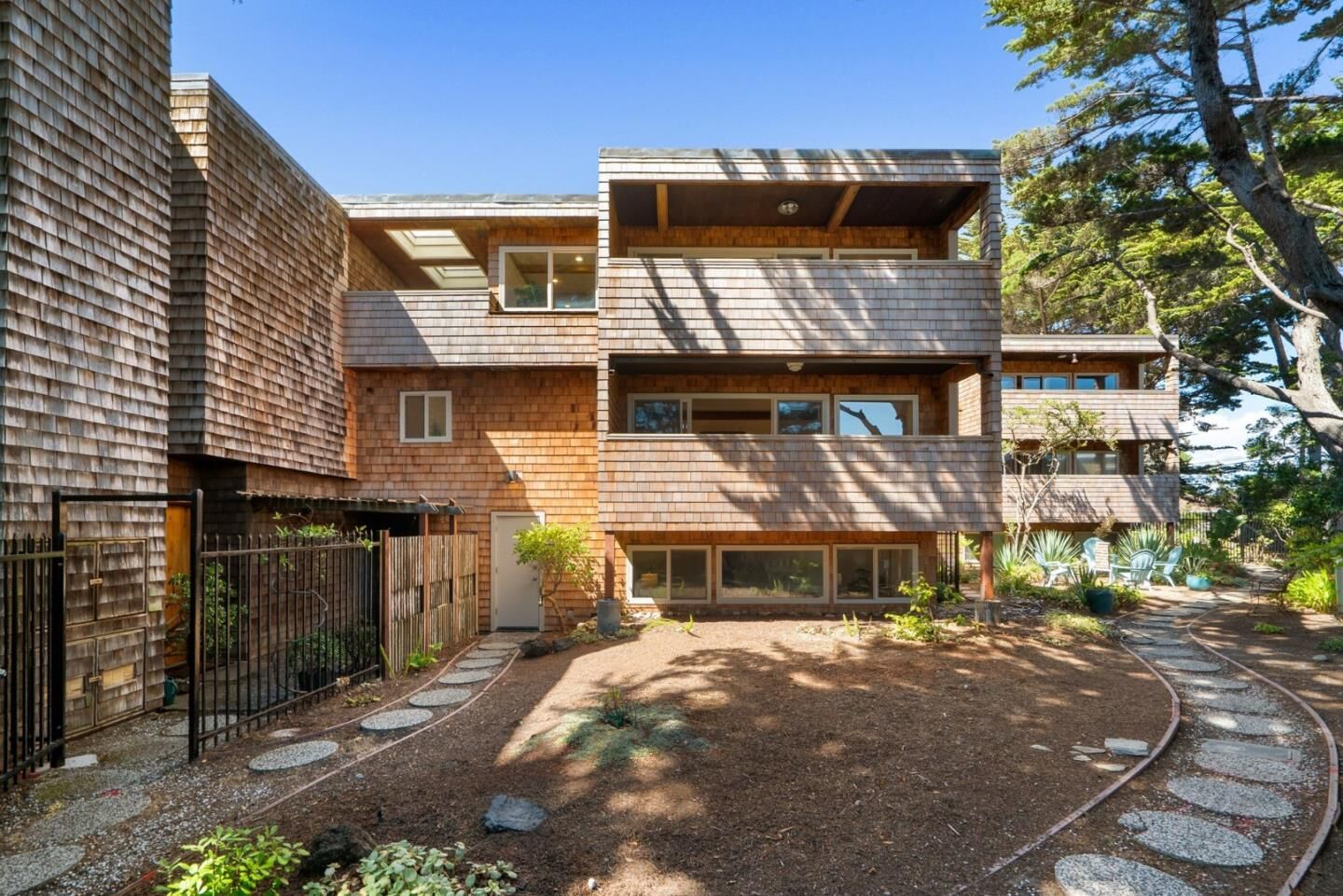 Property Photo:  22650 East Cliff Drive  CA 95062 