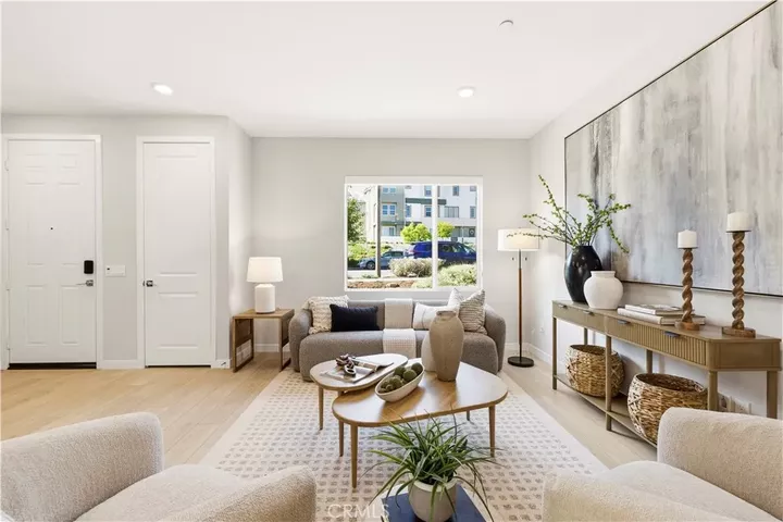 Property Photo:  27637 Ensemble  CA 91381 