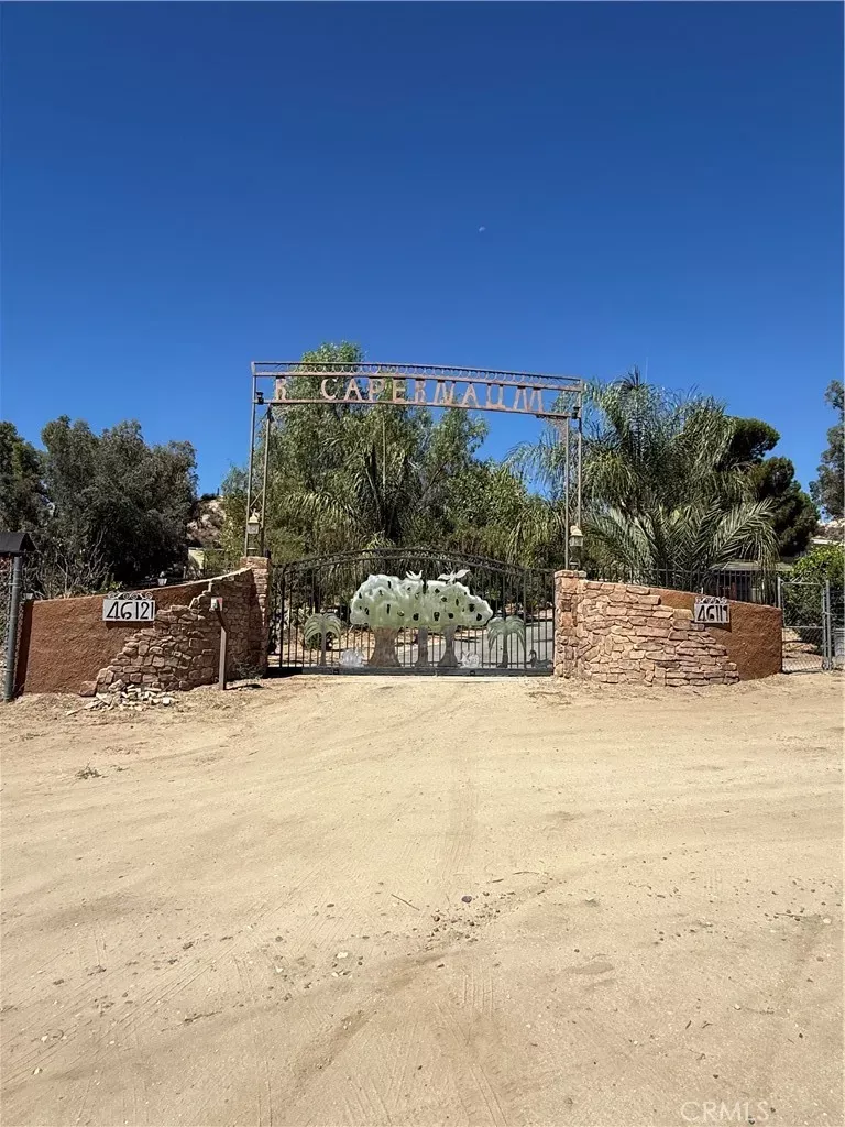 Property Photo: 46119 Rainbow CA 92536