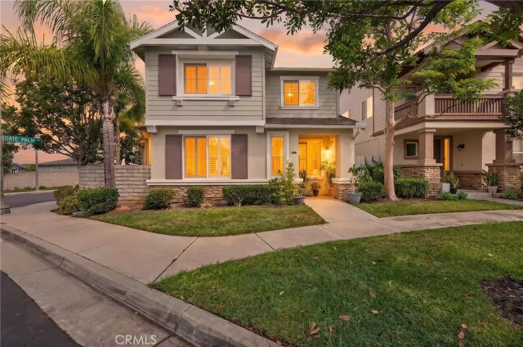 Property Photo: 1208 Date Palm CA 90746