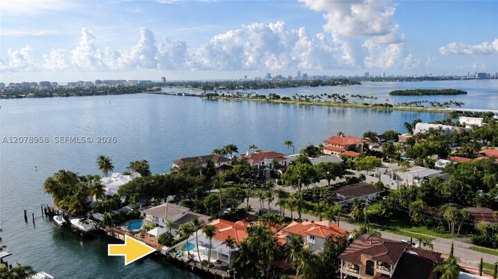 Property Photo:  2341 Keystone Blvd  FL 33181 