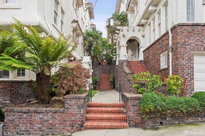 Property Photo:  1933 Jackson Street  CA 94109 