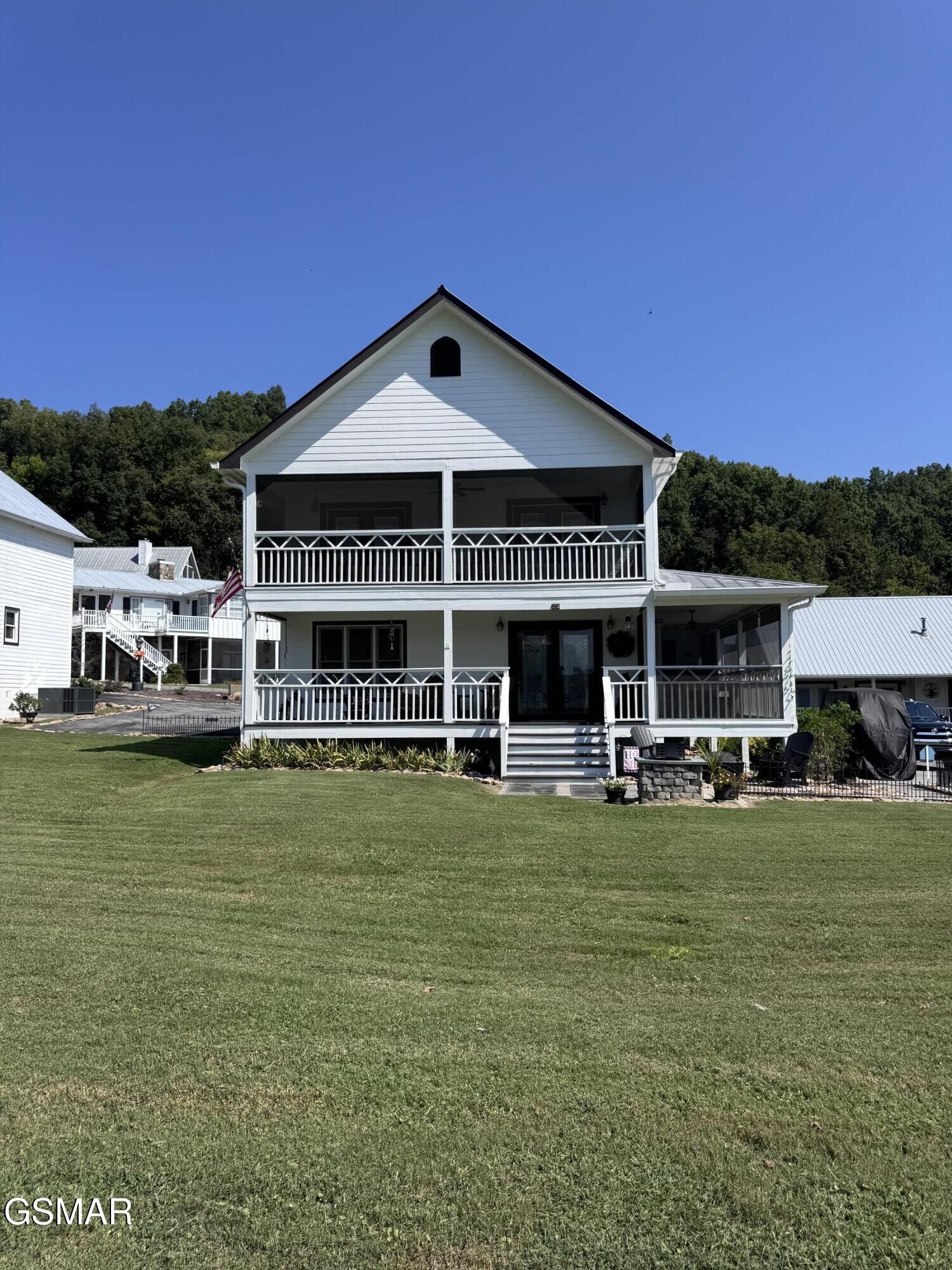 Property Photo:  424 Country Path Way  TN 37862 