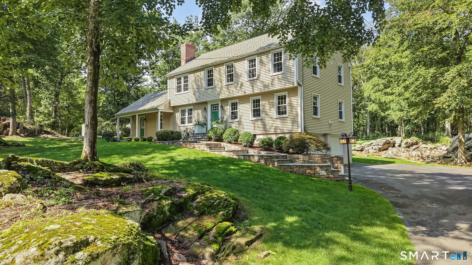Property Photo:  75 Ledgewood Drive  CT 06897 