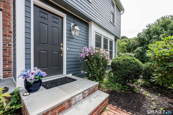 Property Photo:  23 Esterly Farms Road 23  CT 06443 