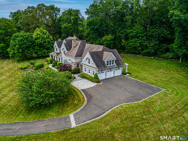 Property Photo:  125 Nod Hill Road  CT 06897 