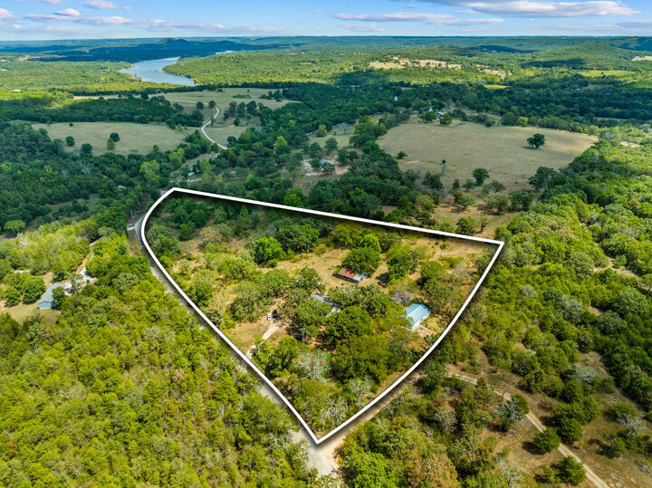 Property Photo:  582 Washington Road  MO 65747 