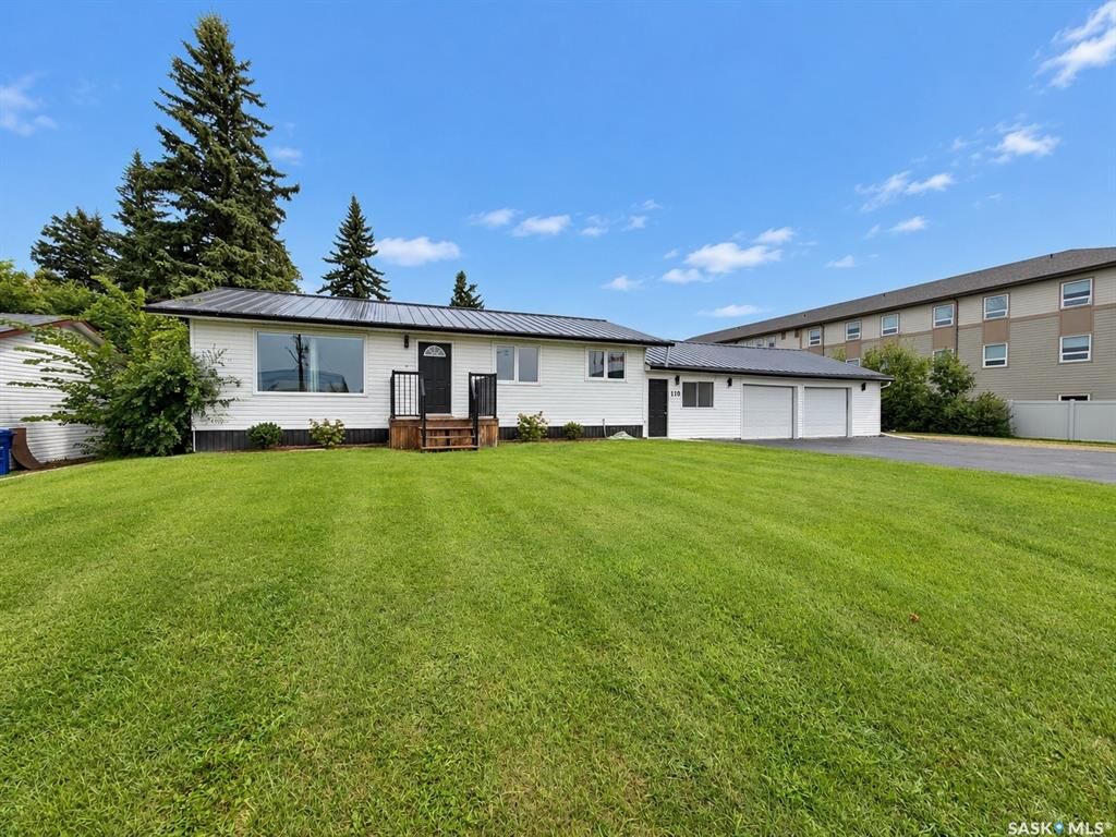 Property Photo:  110 Wright Road  SK S0G 3N0 