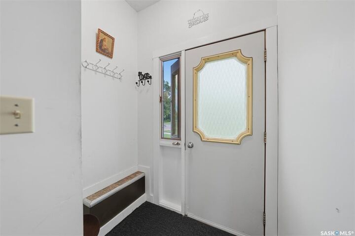 Property Photo:  218 Princess Avenue W  SK S0J 1A0 