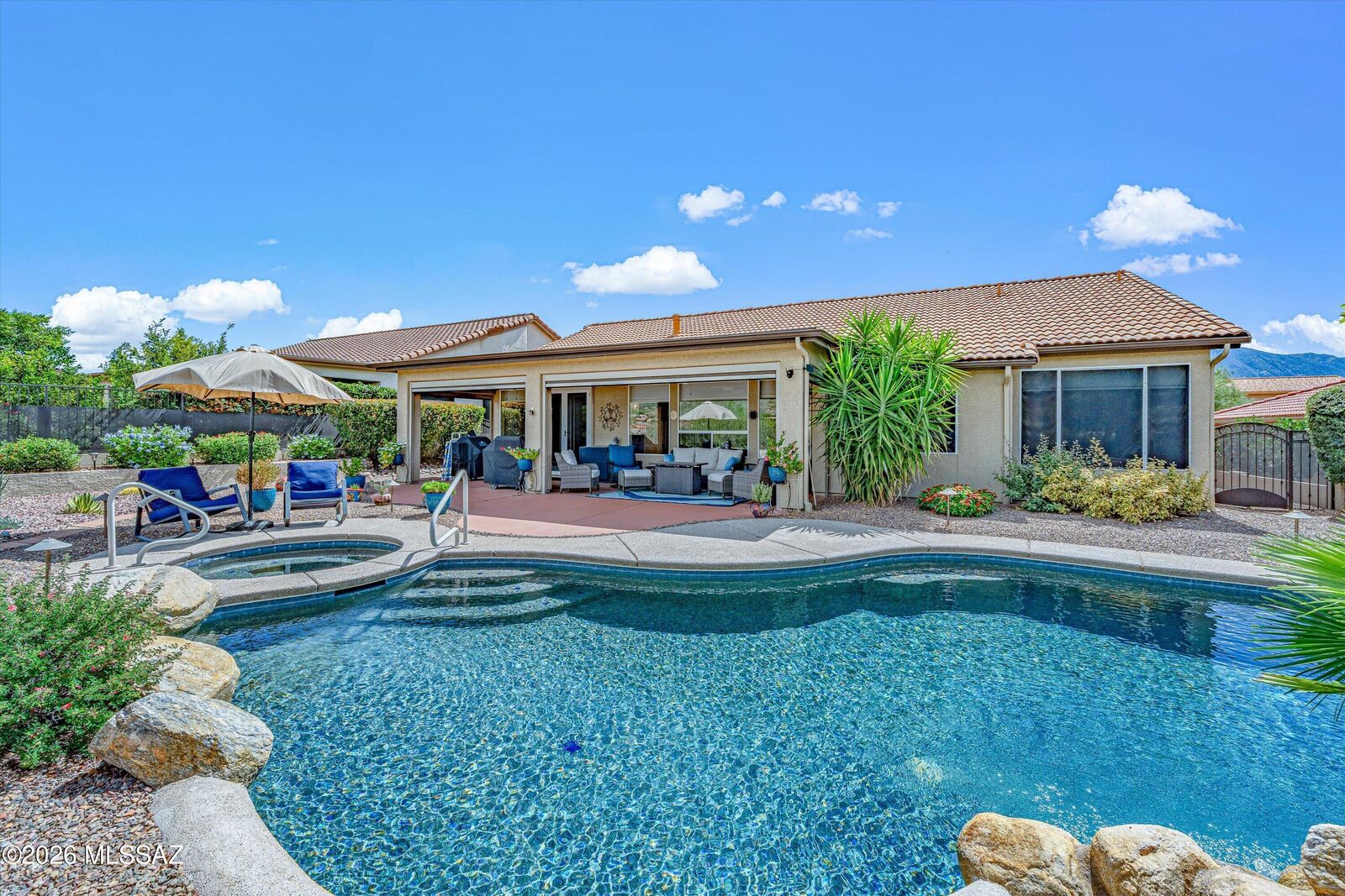 Property Photo: 38306 S Lake Crest Drive AZ 85739