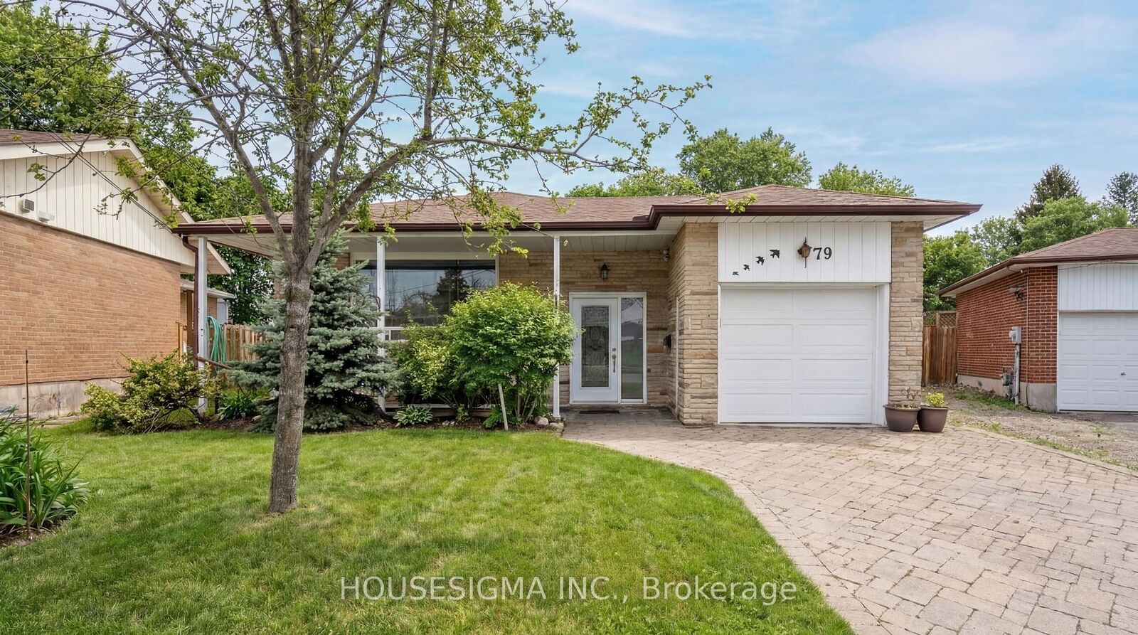 Property Photo:  79 Weir Crescent Lower  ON M1E 3B2 