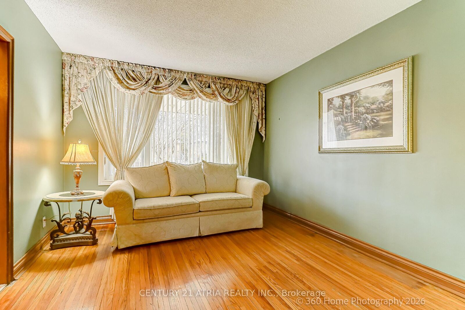 Property Photo:  23 Tumpane Street  ON M3M 1L5 