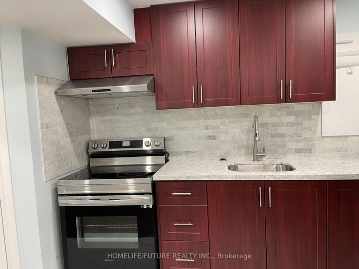 Property Photo:  118 Raponi Circle Bsmt  ON M1X 2C7 