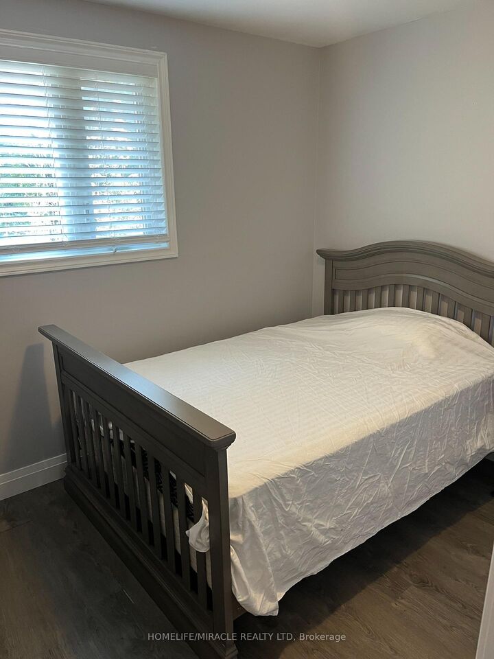 Property Photo:  151 Collings Avenue  ON L3Z 1V9 