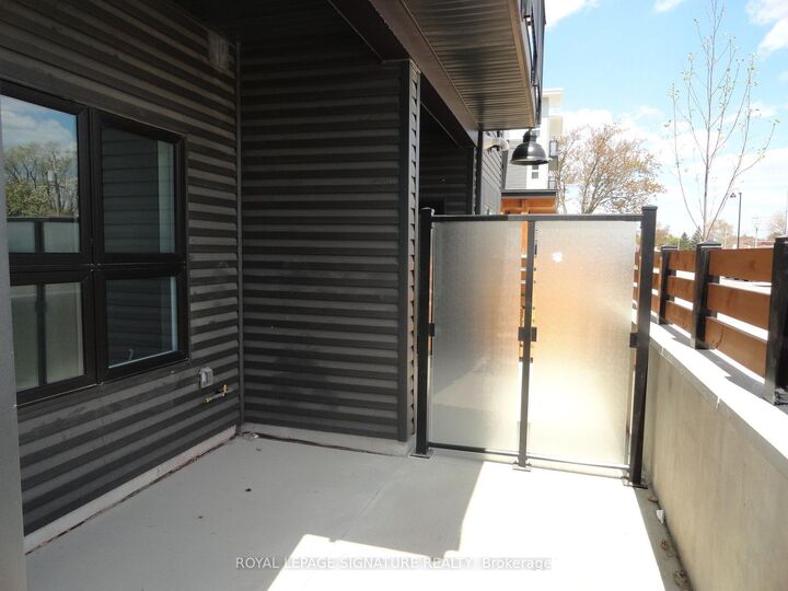 Property Photo:  110 Fergus Avenue 112  ON N2A 2H2 