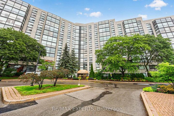 Property Photo:  30 Harding Boulevard W Ph01  ON L4C 9M3 