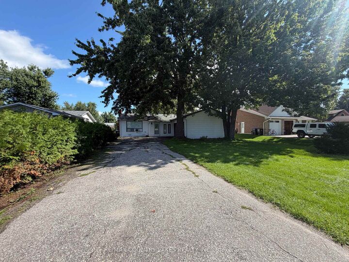 Property Photo:  7 Willow Crescent  ON L0K 1B0 