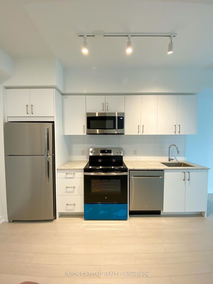 Property Photo: 4010 Eglinton Avenue W 1916 ON M9A 0G5