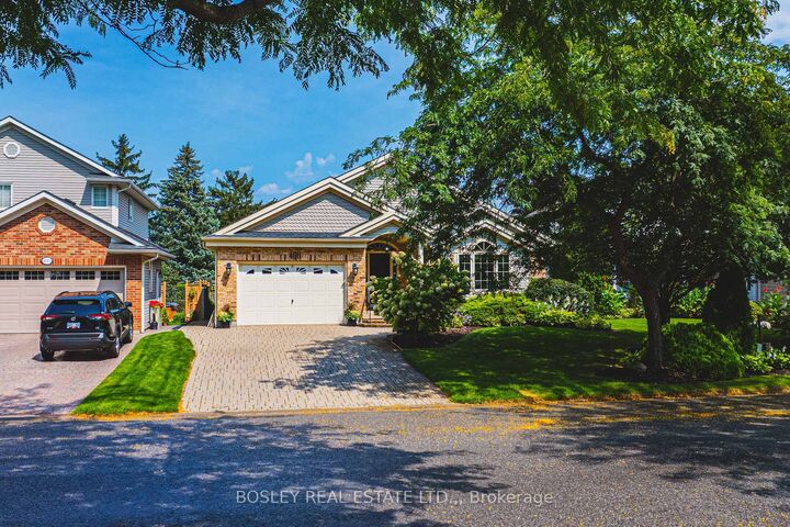 Property Photo: 4011 Azalea Crescent ON L0R 2C0
