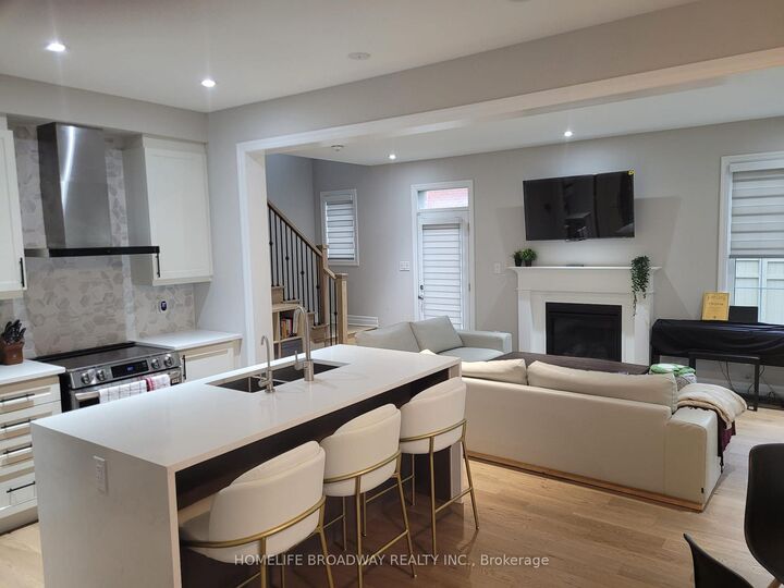 Property Photo:  2 Sweet Pear Street  ON L6C 3M4 