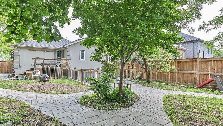 Property Photo: 7698 Kipling Avenue ON L4L 1Y6