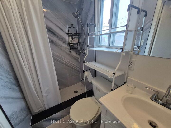 Property Photo:  97 Bude Street 1st Floor  ON M6E 2E4 