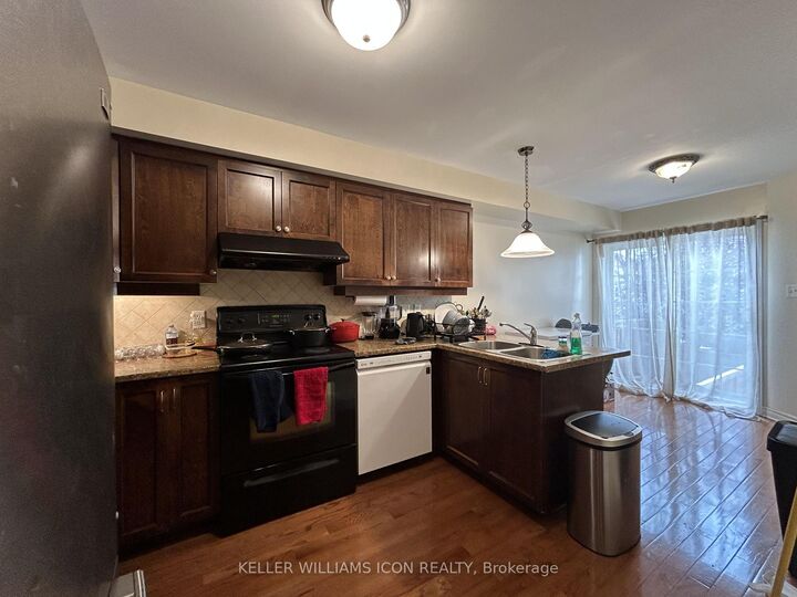 Property Photo:  131 Goldwood Private  ON K2J 0P4 