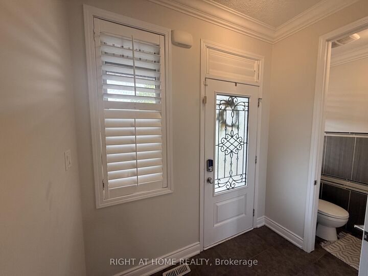 Property Photo: 970 Farmstead Drive ON L9T 8J1