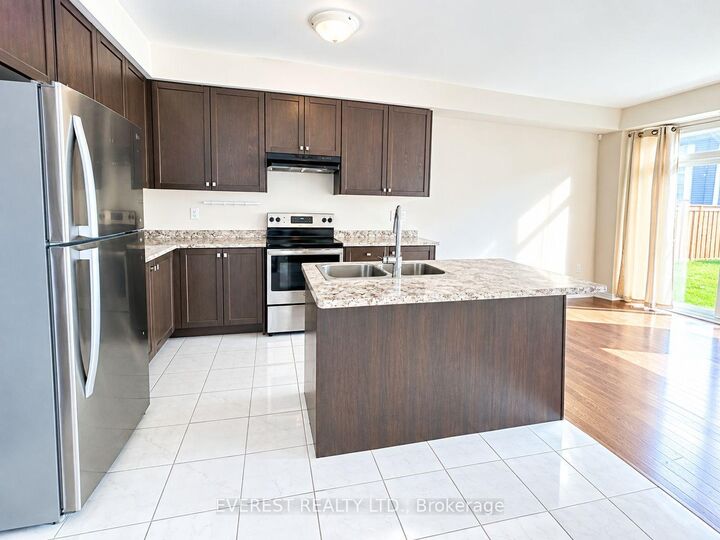 Property Photo:  8724 Pawpaw Lane  ON L2H 3S3 