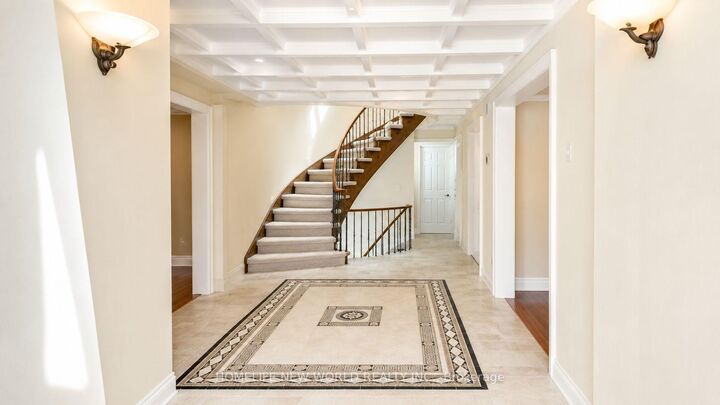 Property Photo:  5 Vanwood Road  ON L3T 2N1 