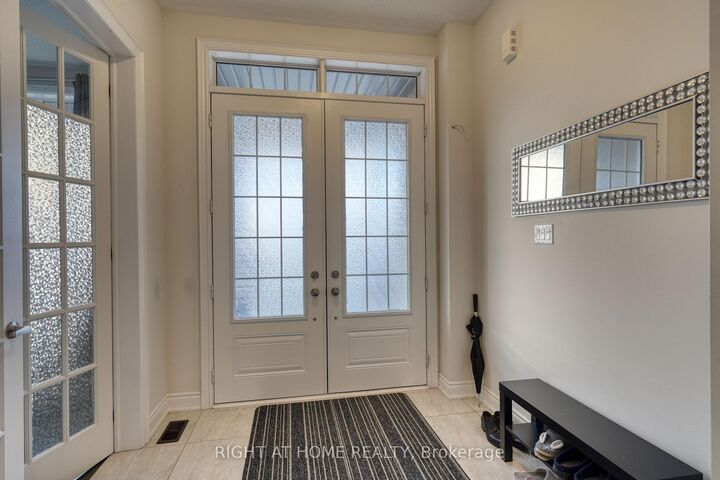 Property Photo:  1665 Emberton Way  ON L9S 0N4 