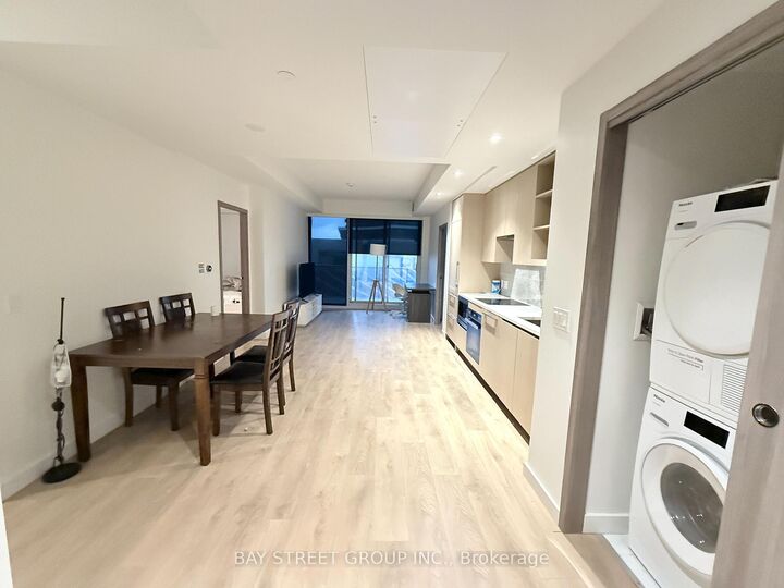 Property Photo:  85 McMahon Drive 507  ON M2K 0H1 