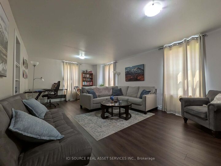Property Photo:  151 Singleton Drive  ON K8N 5H4 