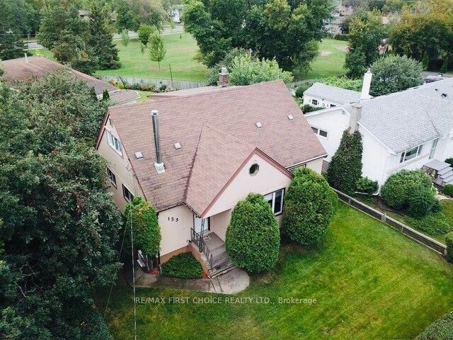 Property Photo: 153 Windsor Street ON P7B 1V2