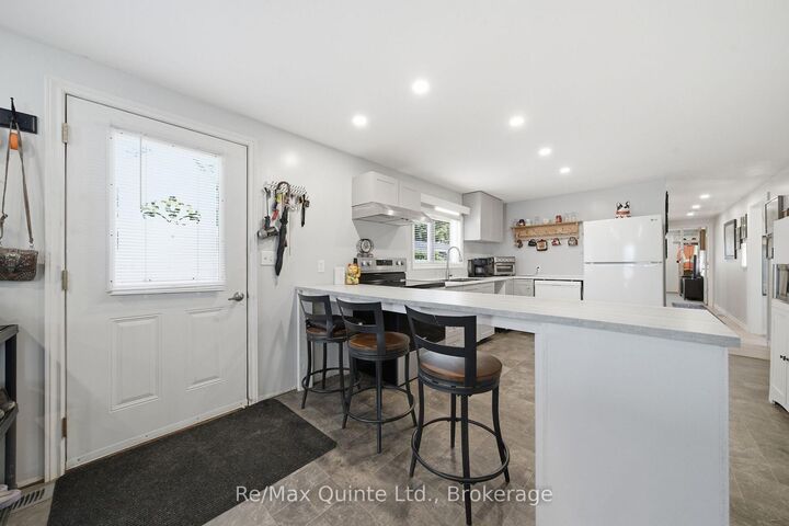 Property Photo:  11 Grouse Lane  ON K8N 4Z3 