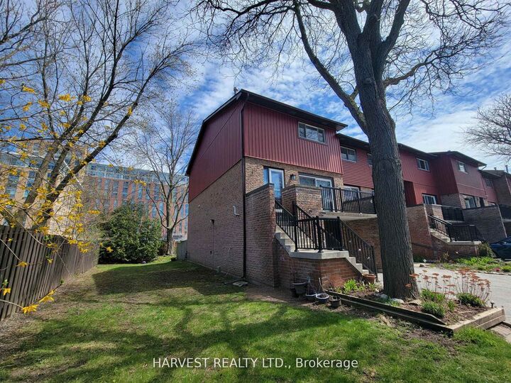 Property Photo:  55 Ashglen Way  ON L3R 3A6 