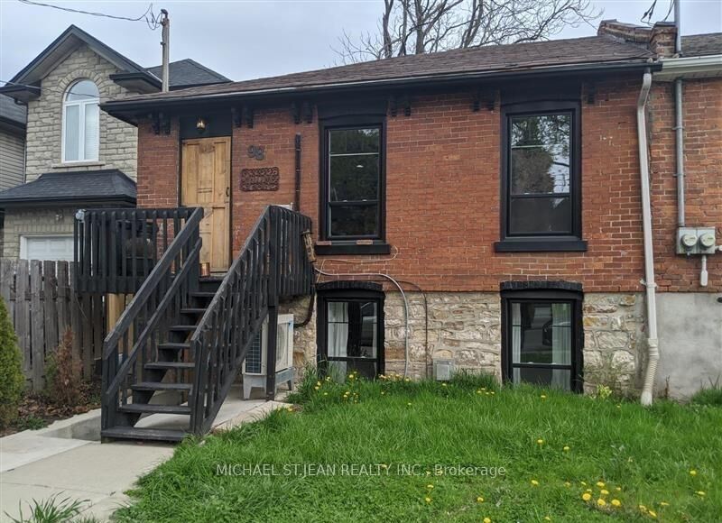 Property Photo:  98 West Avenue N Lower Unit  ON L8L 5C3 