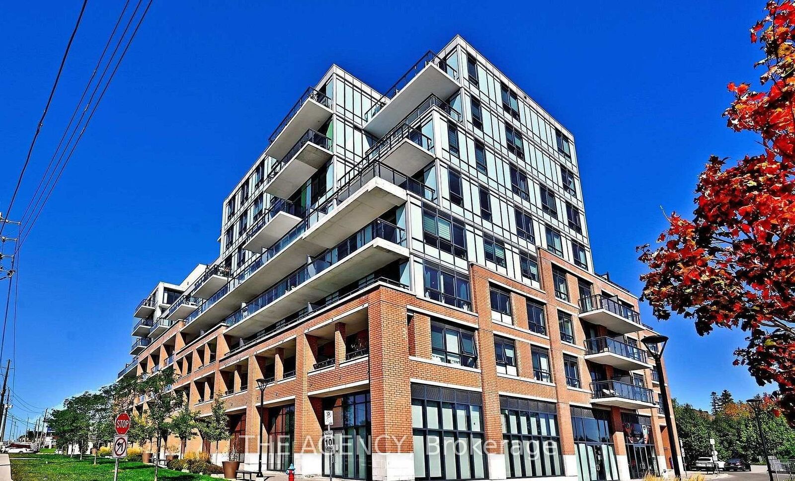 Property Photo:  11611 Yonge Street 809  ON L4E 1G2 