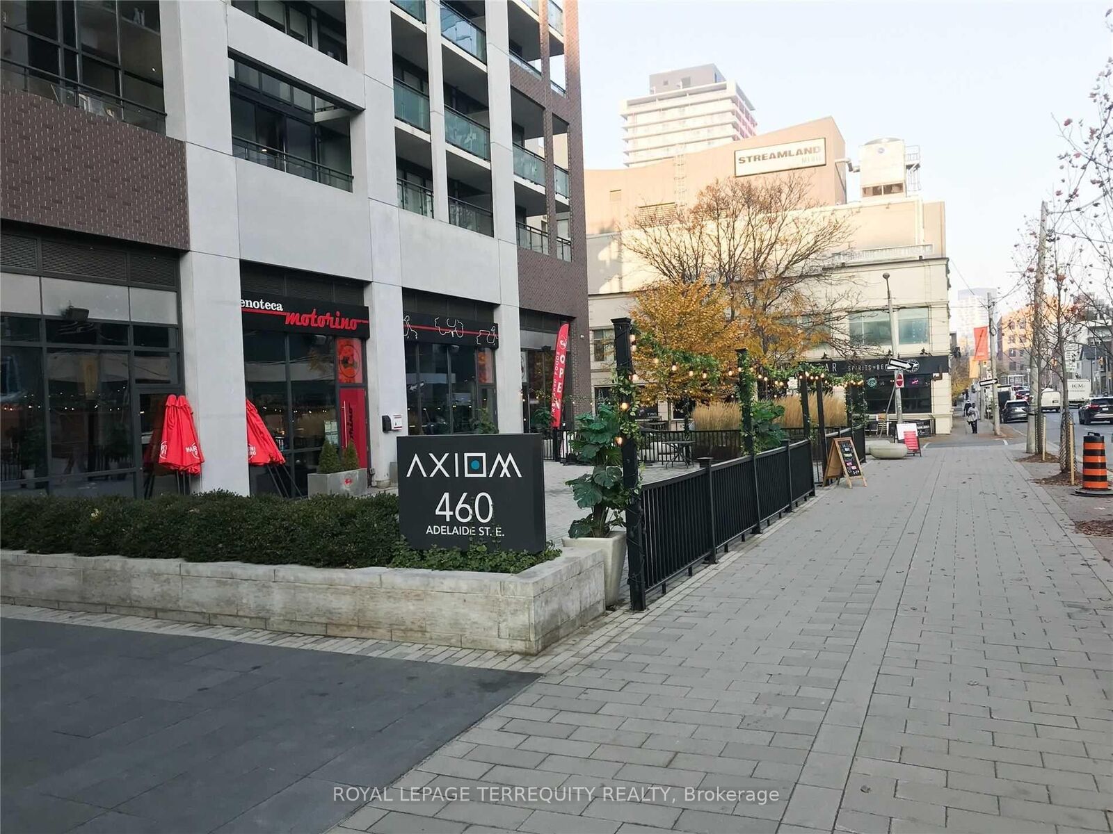 Property Photo:  460 Adelaide Street E 801  ON M5A 0E7 