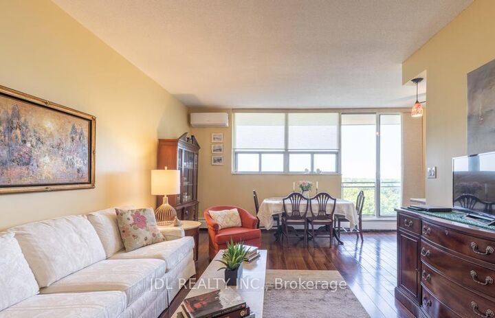 Property Photo:  6400 Huggins Street 908  ON L2J 3G5 