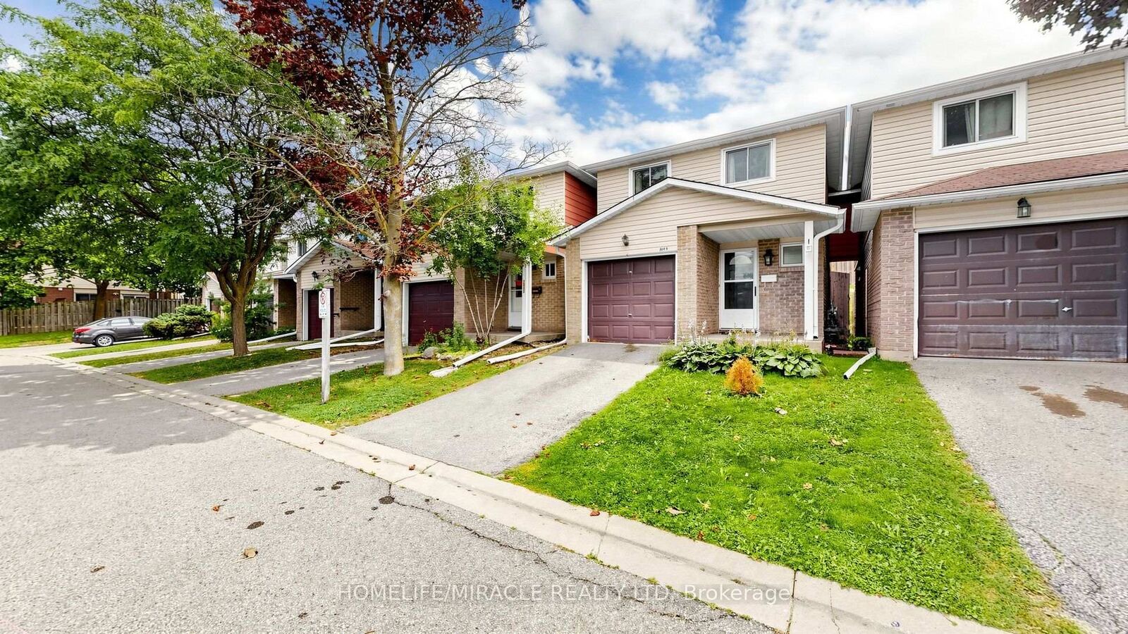 Property Photo:  304 Bluevale Street B  ON N2J 4G3 
