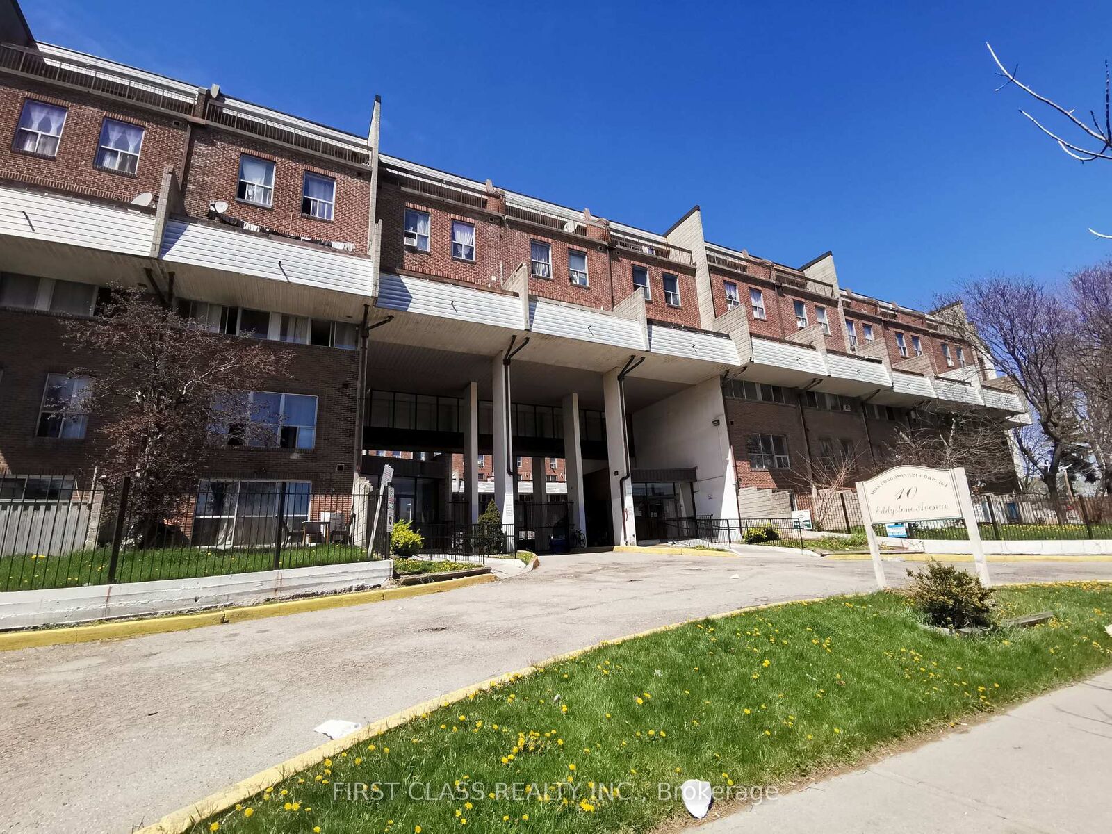 Property Photo:  10 Eddystone Avenue 148  ON M3N 2T2 