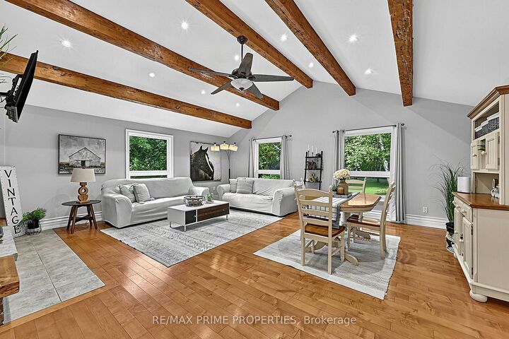 Property Photo:  25625 Valley View Drive  ON L0E 1R0 