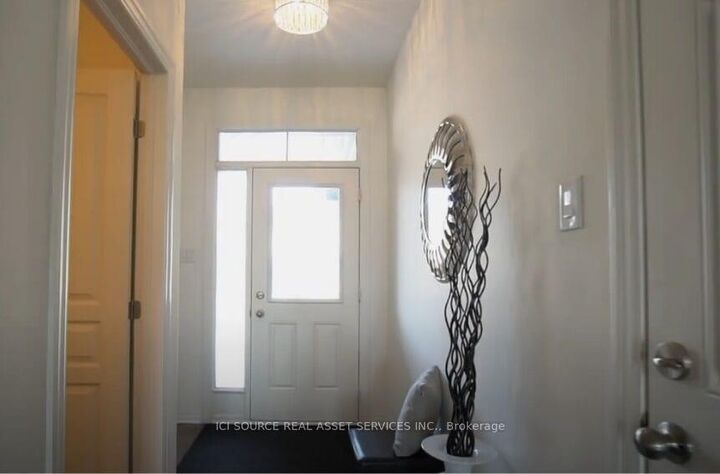 Property Photo: 127 Hawkeswood Drive ON K4M 0C1