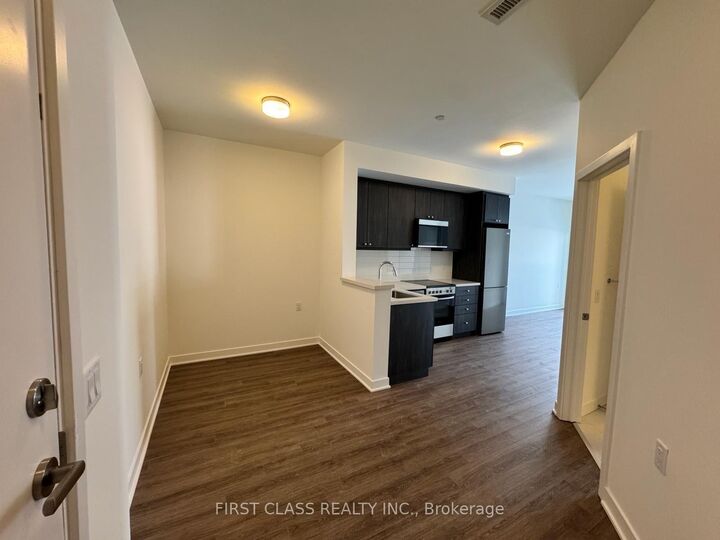 Property Photo:  51 Clarington Boulevard  ON L1C 7J8 