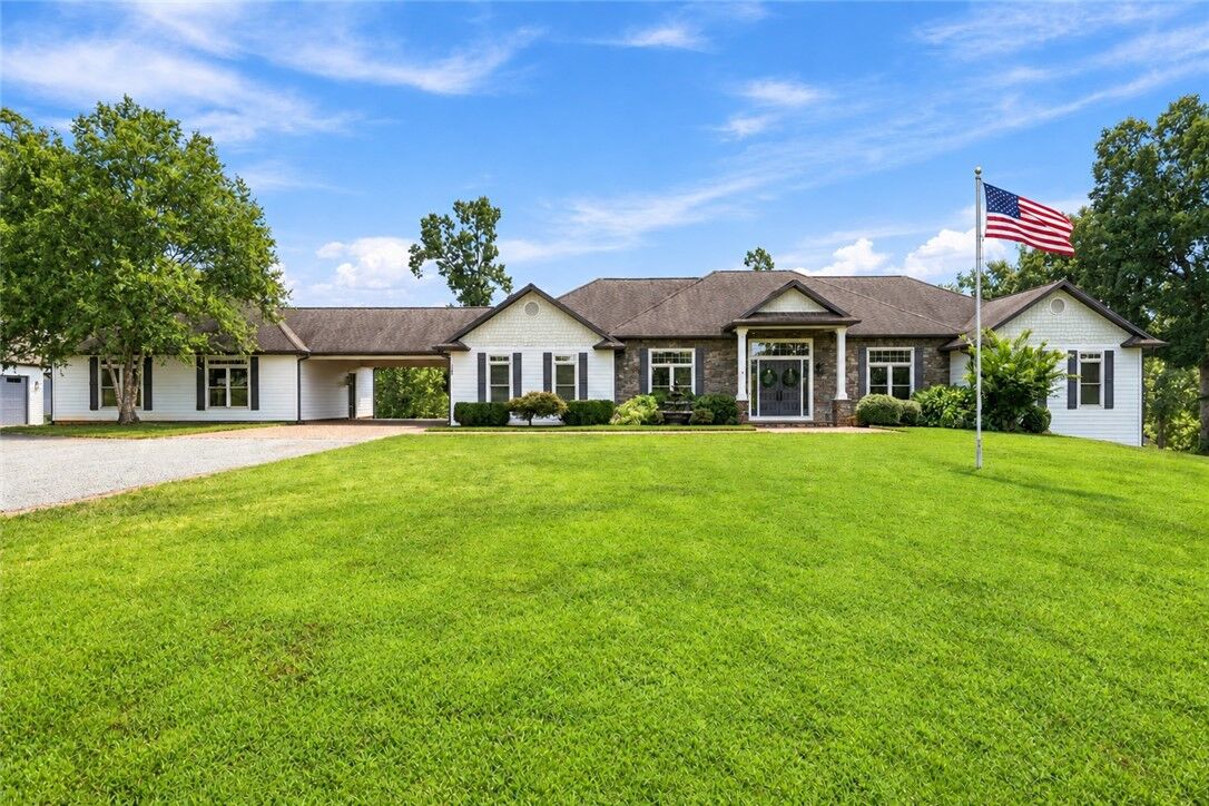 Property Photo:  181 Sentell Road  SC 29697 