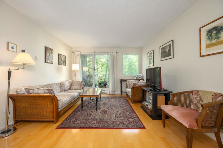 Property Photo:  1508 Mariner Walk 508  BC V6J 4X9 