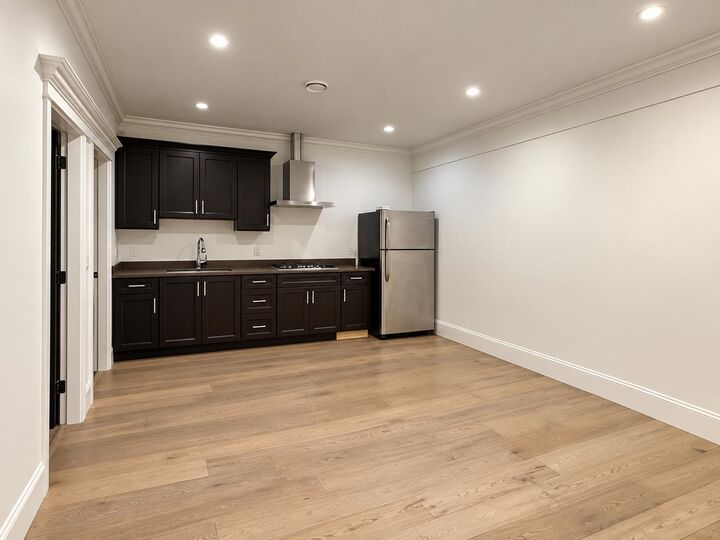 Property Photo:  1381 200 Street B  BC V2Z 1W5 
