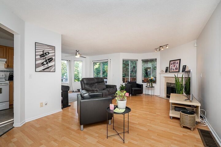 Property Photo:  7875 122 Street 43  BC V3W 0Y8 