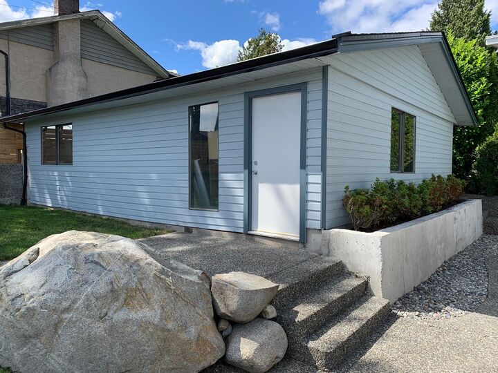 Property Photo:  218 Mundy Street  BC V3K 5M3 